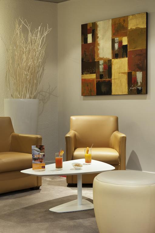 Mercure Paris Le Bourget Aeroport Le Blanc-Mesnil Exterior photo