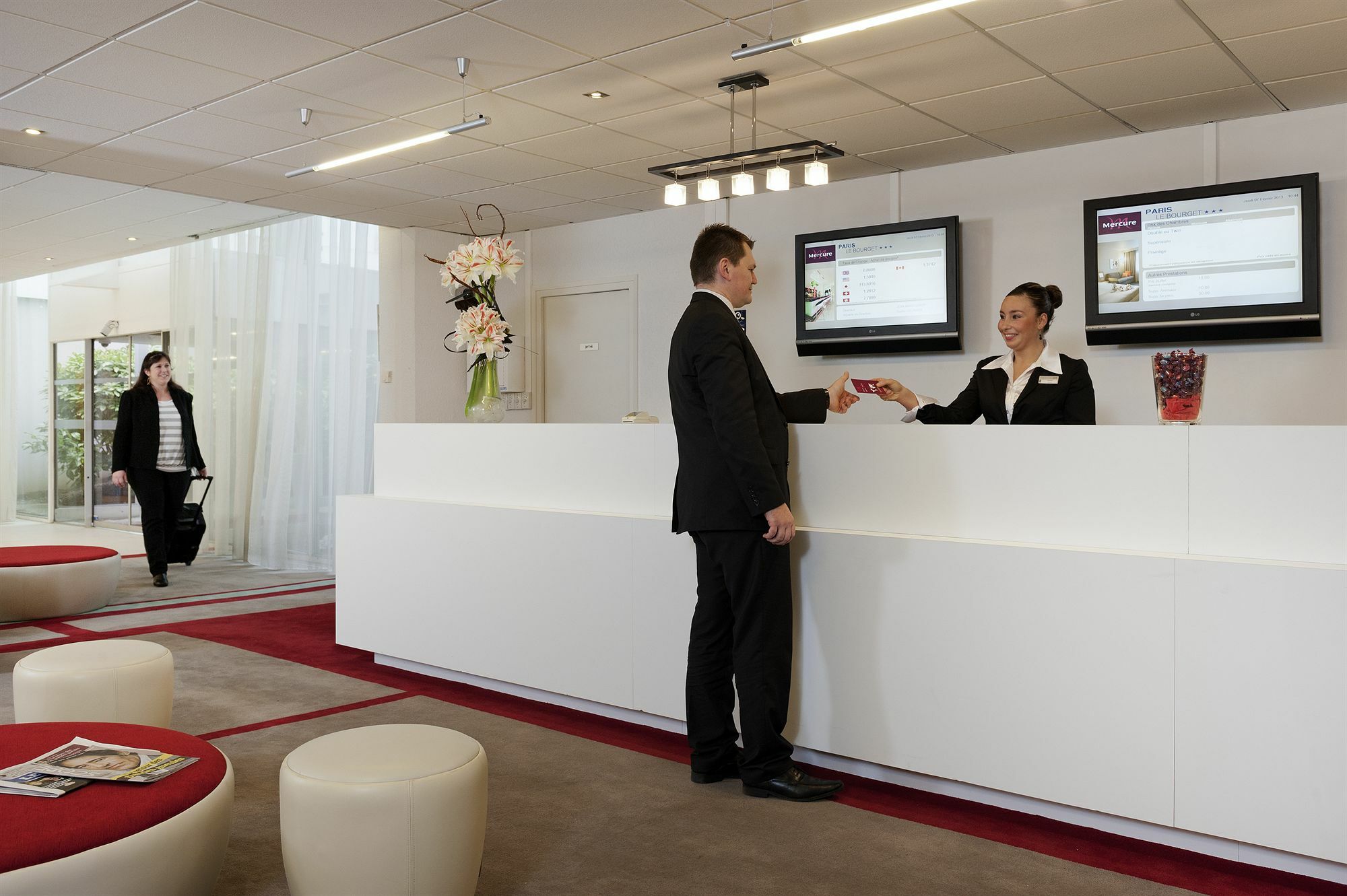 Mercure Paris Le Bourget Aeroport Le Blanc-Mesnil Exterior photo